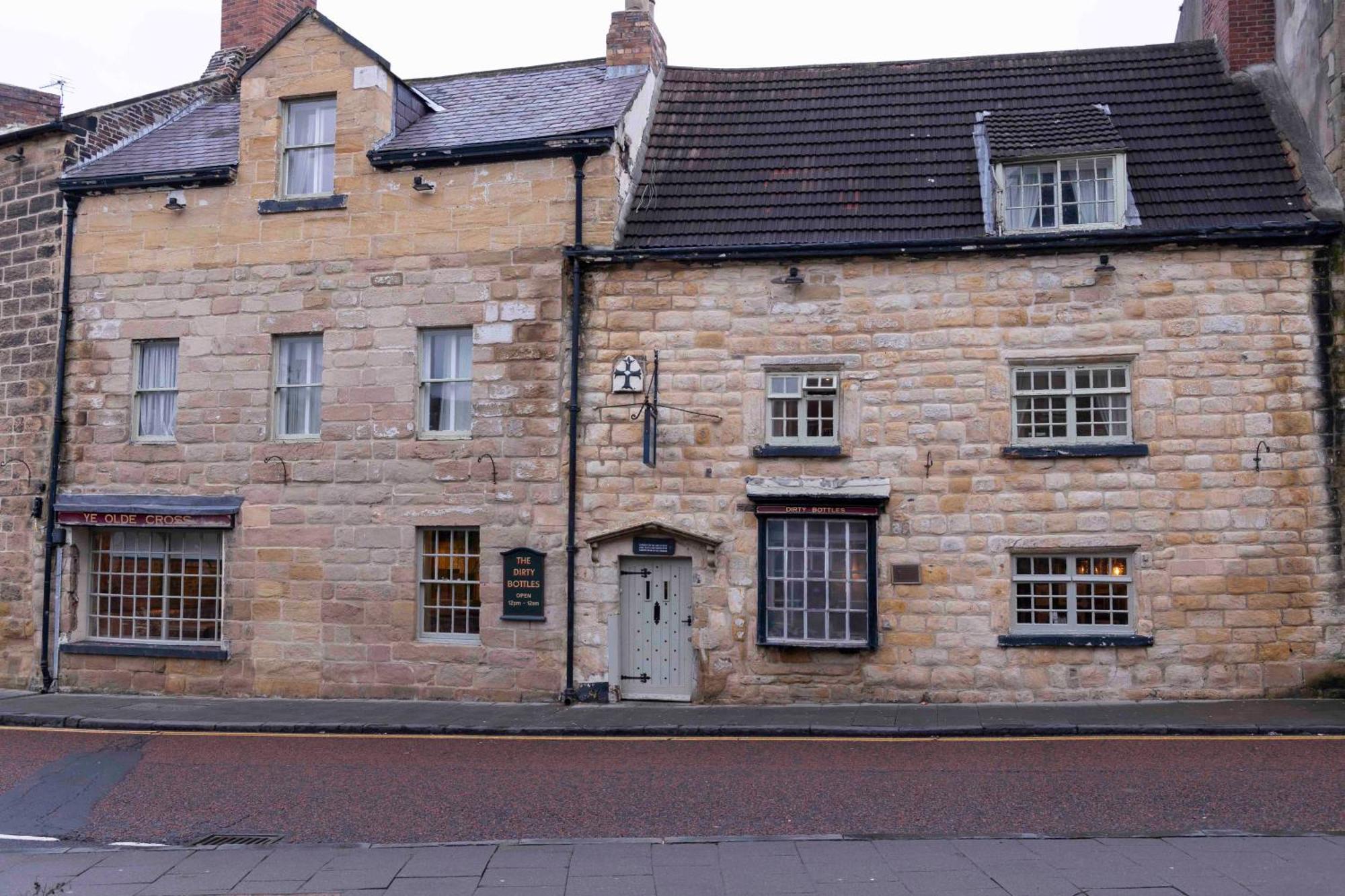 The Dirty Bottles Hotel Alnwick Extérieur photo