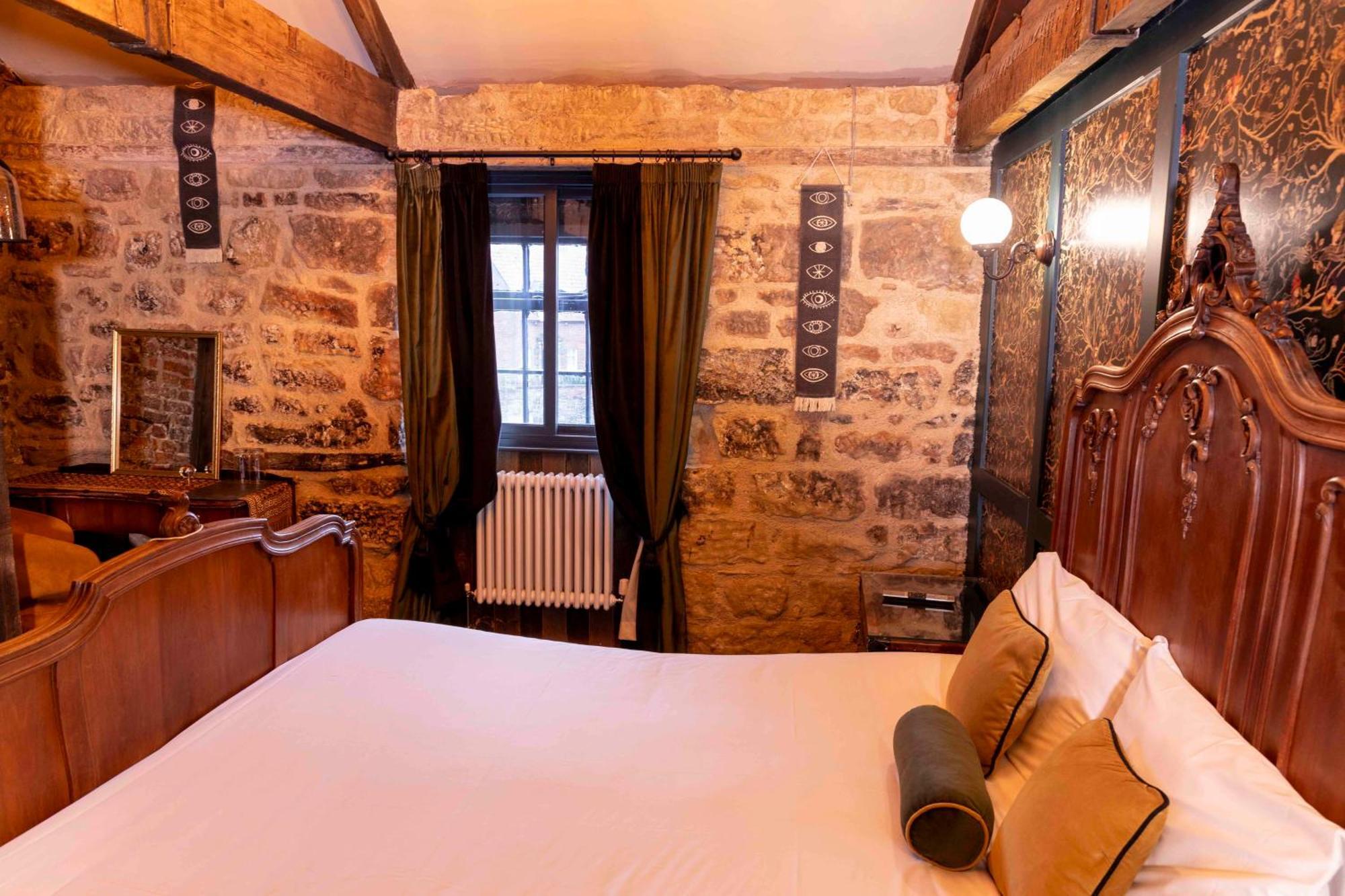 The Dirty Bottles Hotel Alnwick Extérieur photo